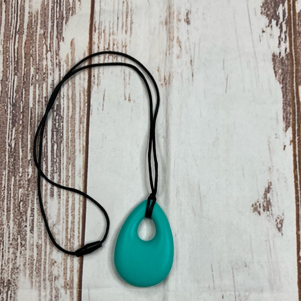 Oval Chew Pendant With Breakaway Clasp Necklace Aqua Color